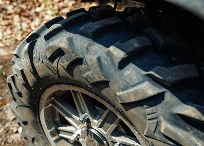 electric golf cart fleet route and tire planning
